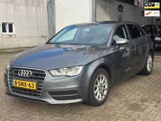 Audi A3 Sportback 1.4 TFSI Attraction Pro Line Bj:2013 Parksensor Navi Airco NAP