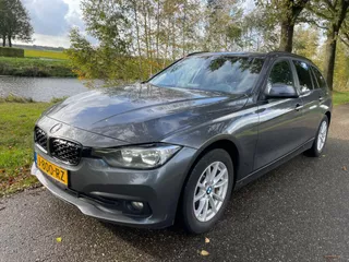 BMW 3-serie Touring 316d Centennial High Executive