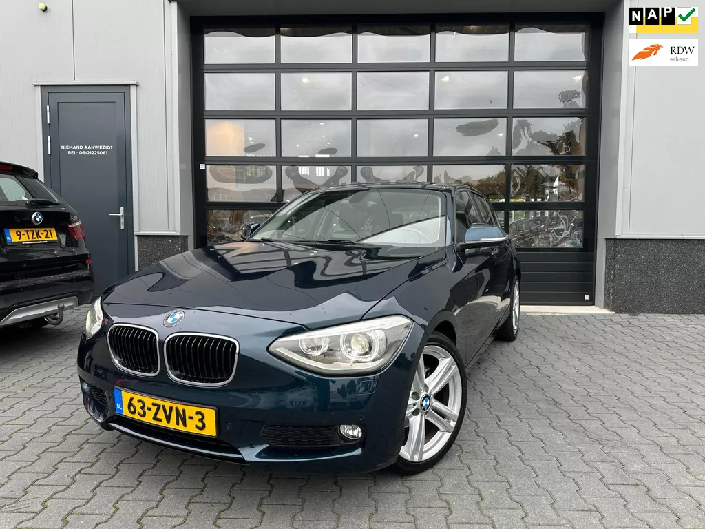 BMW 1-serie 116i Upgrade Edition AUTOMAAT LEER OPEN DAK