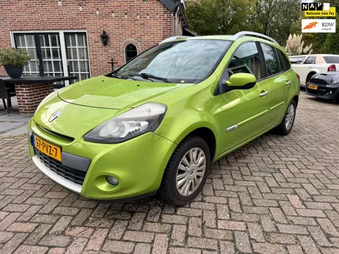 Renault Clio Estate 1.2-16V Collection Nieuwe APK 14-04-2026 zo ingeruild zo weg