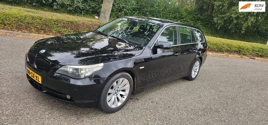 BMW 5-serie Touring 523i Business Line