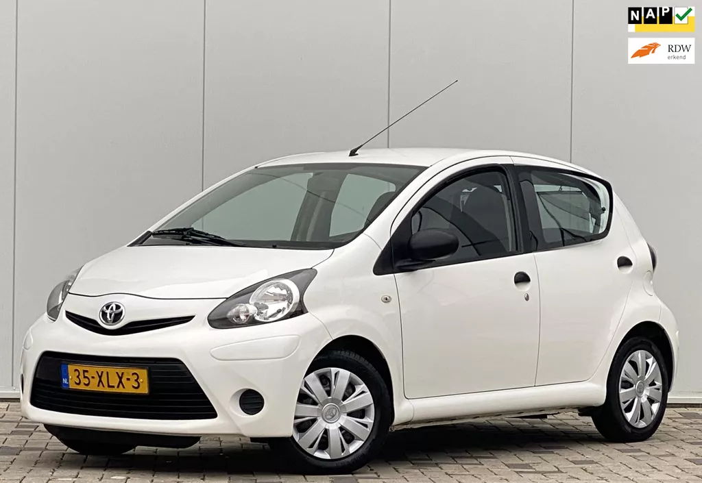 Toyota Aygo 1.0 VVT-i Access 5 deurs dealer onderhouden nette auto
