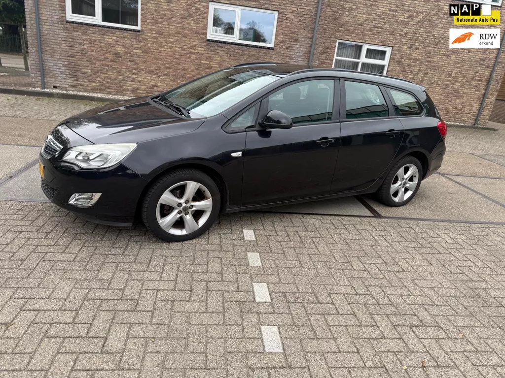 Opel Astra Sports Tourer 1.4 Edition