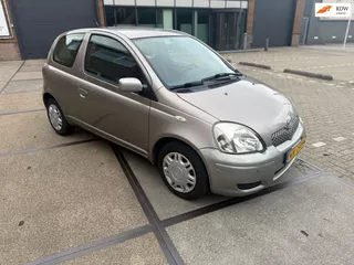Toyota Yaris 1.3 VVT-i Terra