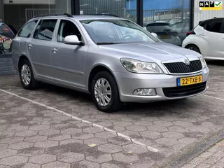 Skoda Octavia Combi 1.2 TSI Ambition / Airco/Trekhaak/APK 15-10-2026 /