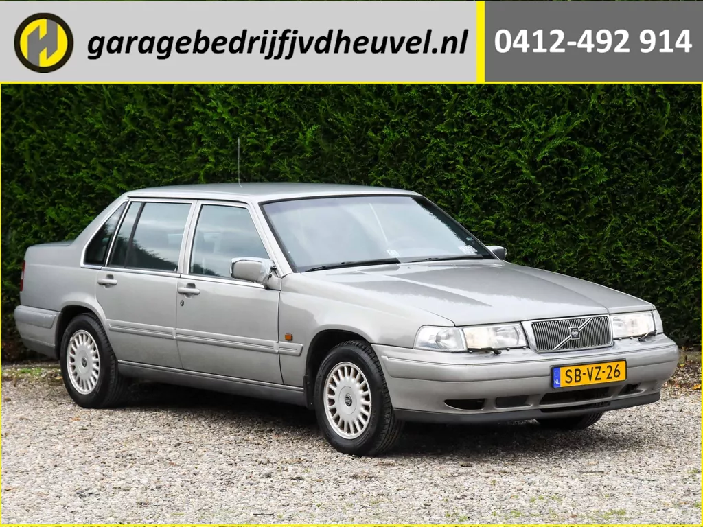 Volvo 960 2.5 Ambassador-Line / handbak / airco / trekhaak / elek. ramen / ski-zak / stoelverw. / dagrijverlichting / LM-velgen