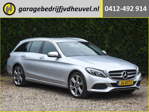 Mercedes-Benz C-klasse Estate 180 Ambition automaat / trekhaak / navigatie / 19 inch velgen / cruise control / half leer/half stof
