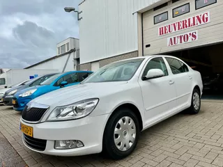 Skoda Octavia 1.8 TSI Ambition | Automaat | Trekhaak | Cruise | PDC