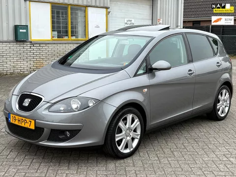Seat Altea 1.4 TSI 125 PK 6 BAK Bj 2009 Dynamic MOTORPROBLEEM KOPPAKING Weinig Km,s Ecc Airco Schuifdak Pdc Elec.Pakket 17 Inch