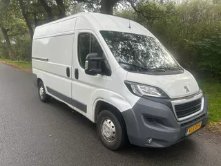 Peugeot Boxer 330 2.0 BlueHDI L2H2 Premium Pack