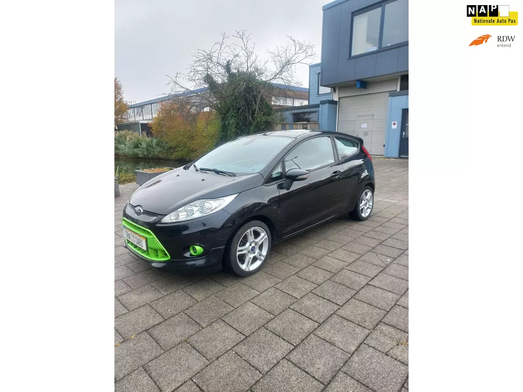 Ford Fiesta 1.6 Sport,1eigenaar, cruise Controle, kmnap,aluminium velgen, parkeersensoren