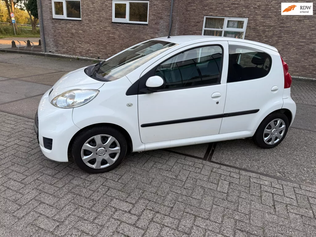 Peugeot 107 1.0-12V Millesim 200 ((( automaat )))