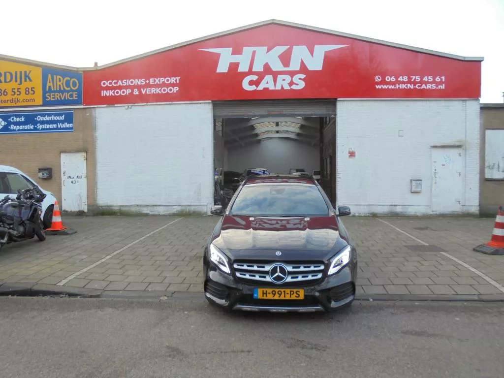 Mercedes-Benz GLA-klasse 180 Business Solution AMG Limited BJ 2020