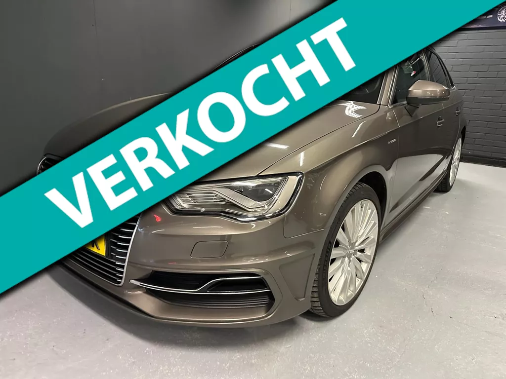 Audi A3 Sportback 1.4 e-tron PHEV Ambition Pro Line plus Pano Automaat.