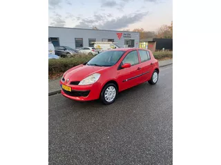 Renault Clio 1.5 dCi 5 deurs AIRCO/Nieuwe APK