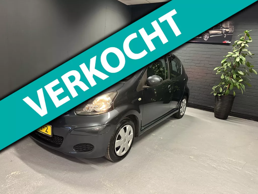 Toyota Aygo 1.0-12V NL Auto Lage KM NAP APK AIRCO 5DR'S Rijklaar.