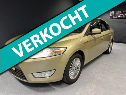 Ford Mondeo 1.6-16V Trend Leuke en Nette Mondeo met zeer lage km.stand