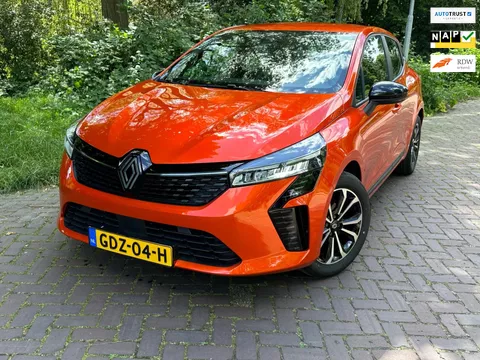 Renault Clio Evolution 1.0 90 pk 1 Eig.4000 km Led verl. Apple Carplay 16"lm velgen