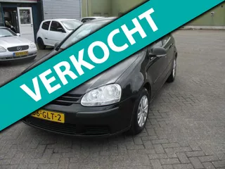 Volkswagen Golf 1.6 FSI Trendline