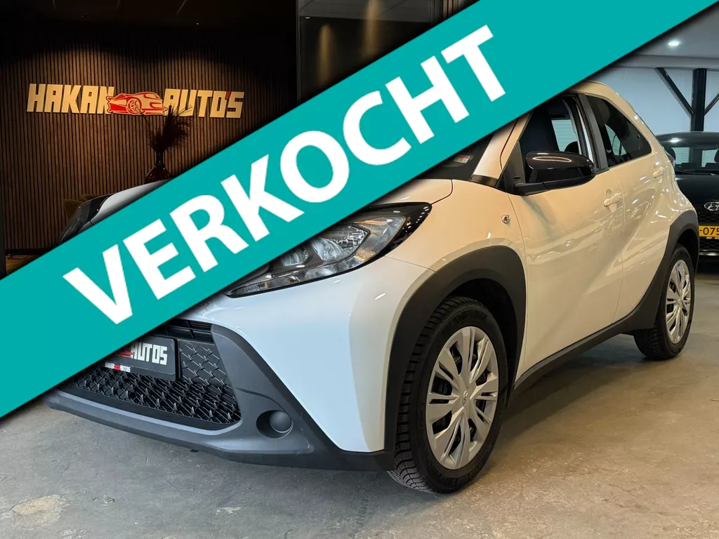 Toyota Aygo X 1.0 VVT-i MT play | Carplay | Camera | Cruise | Lane assist