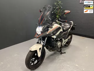 Honda All-Road NC 700X ABS Mini GS1200 Rijdt Heerlijk op de weg.