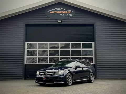 Mercedes-Benz C-klasse Estate AMG C63 schuifdak harman kardon zeer mooi!