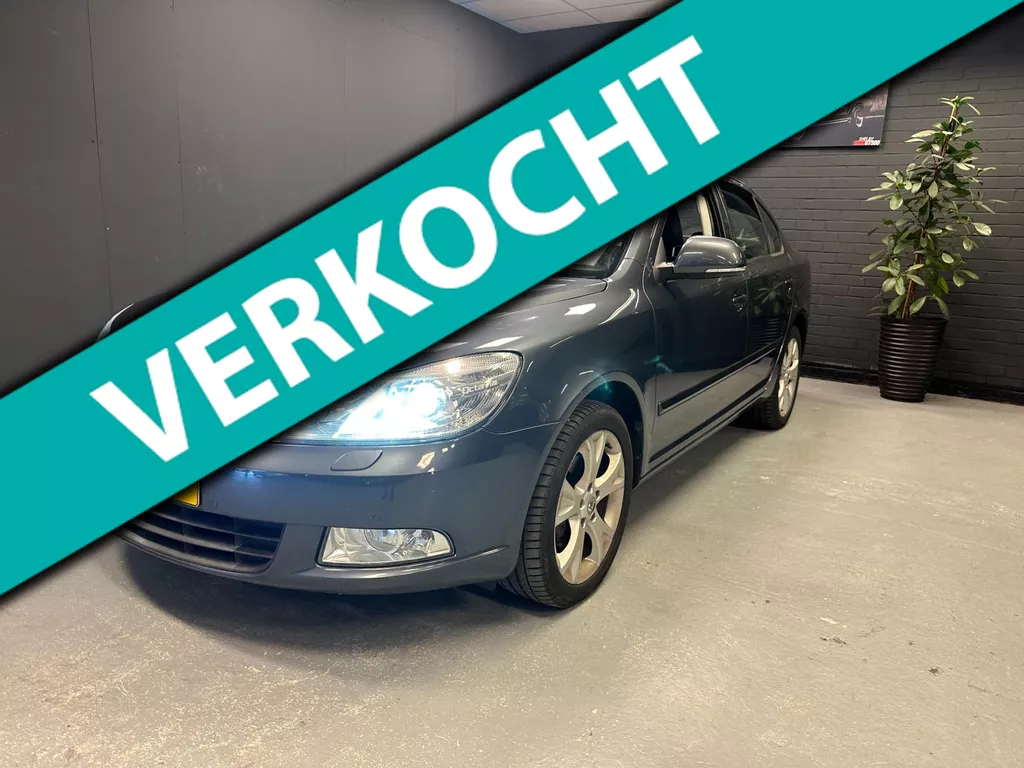 Skoda Octavia 1.8 TSI Elegance Business Xenon Automaat Navi TrekHaak Rijdt Goed.
