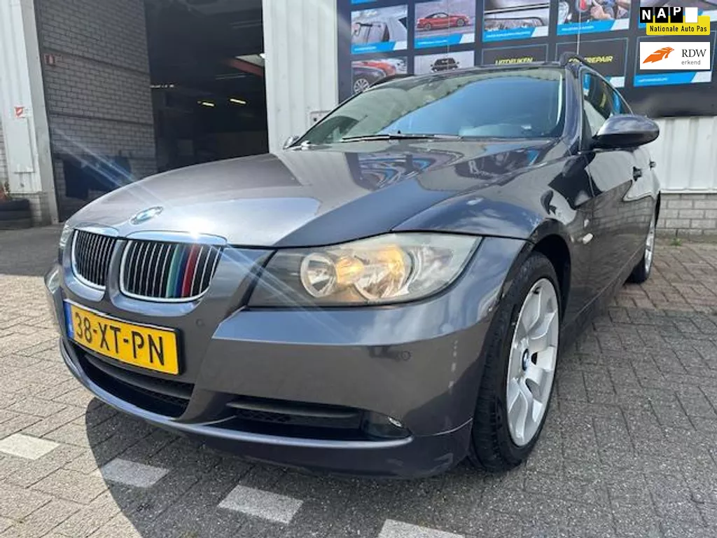 BMW 3-serie Touring 325i Business Line / M Line /