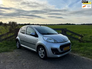 Peugeot 107 1.0 Black & Silver APK 27-04-2027