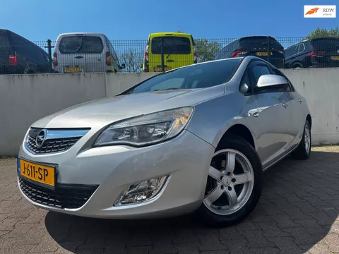 Opel Astra 1.6 Edition/AUTOMAAT NIET 100%/AIRCO/PDC/CRUISE/APK 01-2025/