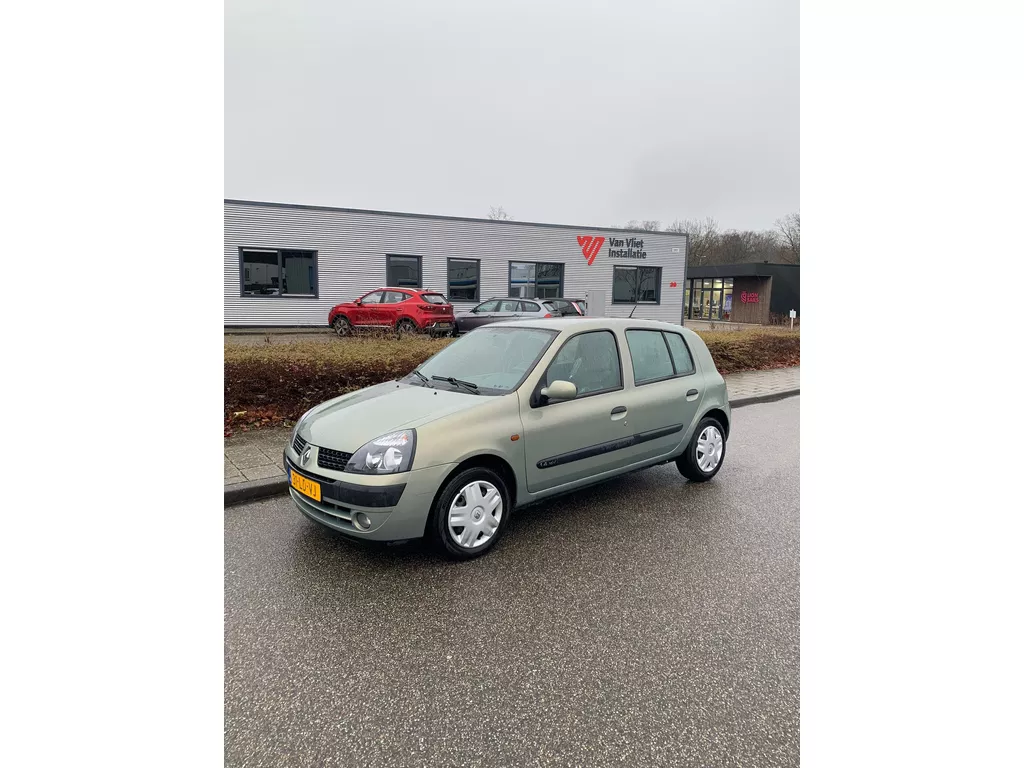Renault Clio 1.4-16V Privilège 5-deurs AIRCO met '' APK tot 16-10-2026 "