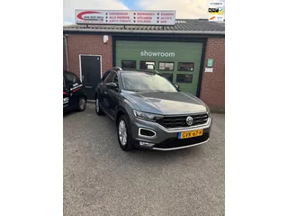 Volkswagen T-ROC 1.5 TSI Sport Automaat digital dashboard