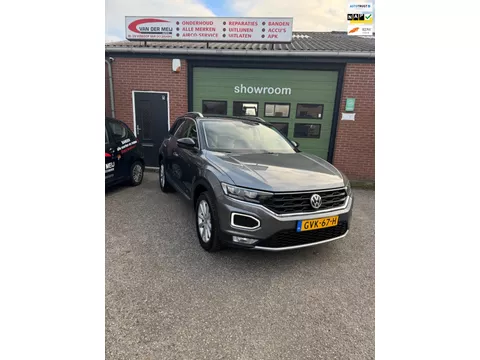 Volkswagen T-ROC 1.5 TSI Sport Automaat digital dashboard