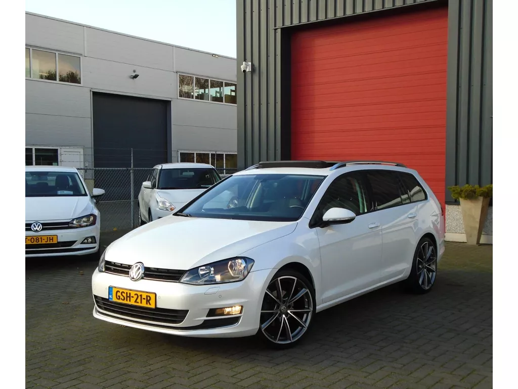 Volkswagen Golf Aut,Pano-Dak,LM-V 19"