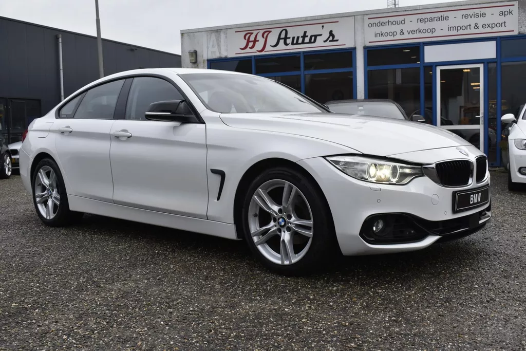 BMW 4-serie Gran Coupé 420i alpinweiss 3