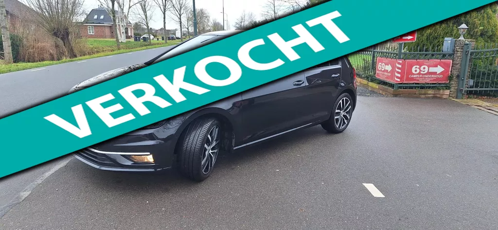 Volkswagen Golf 1.0 TSI Highline automaat leer Virt. cockpit / PANO Nederlandse auto