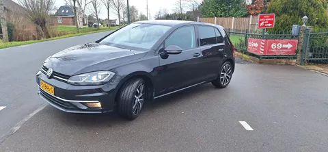Volkswagen Golf 1.0 TSI Highline automaat leer Virt. cockpit / PANO Nederlandse auto