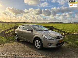 Kia Pro_cee'd 1.4 CVVT X-tra