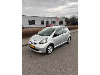 Toyota Aygo 1.0-12V Ambiance 5-deurs " APK tot 17-09-2026 "