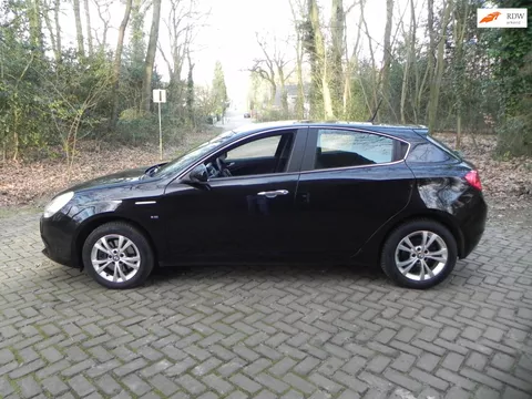 Alfa Romeo Giulietta 1.4 T Distinctive Lusso