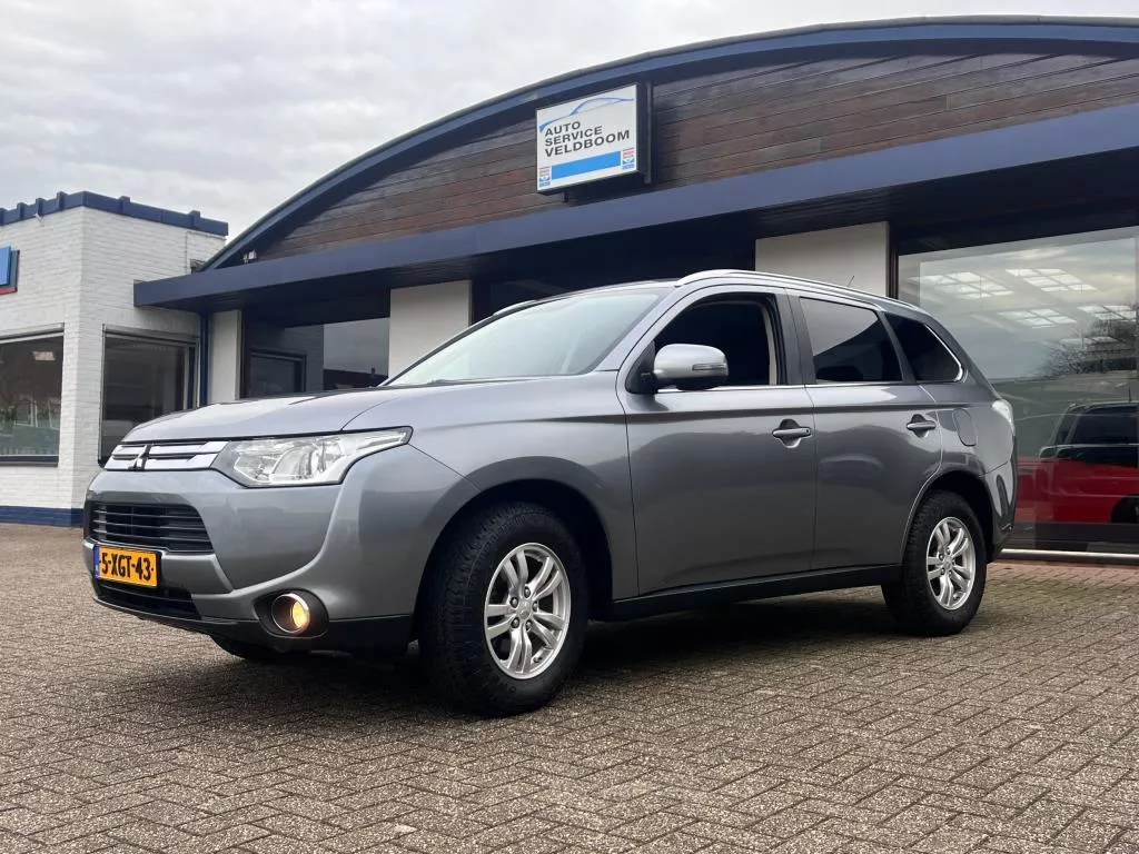 Mitsubishi Outlander 2.0 Business Edition |Trekhaak|7pers.|