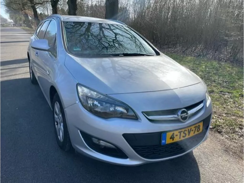 Opel Astra Sports Tourer 1.6 CDTi Business +