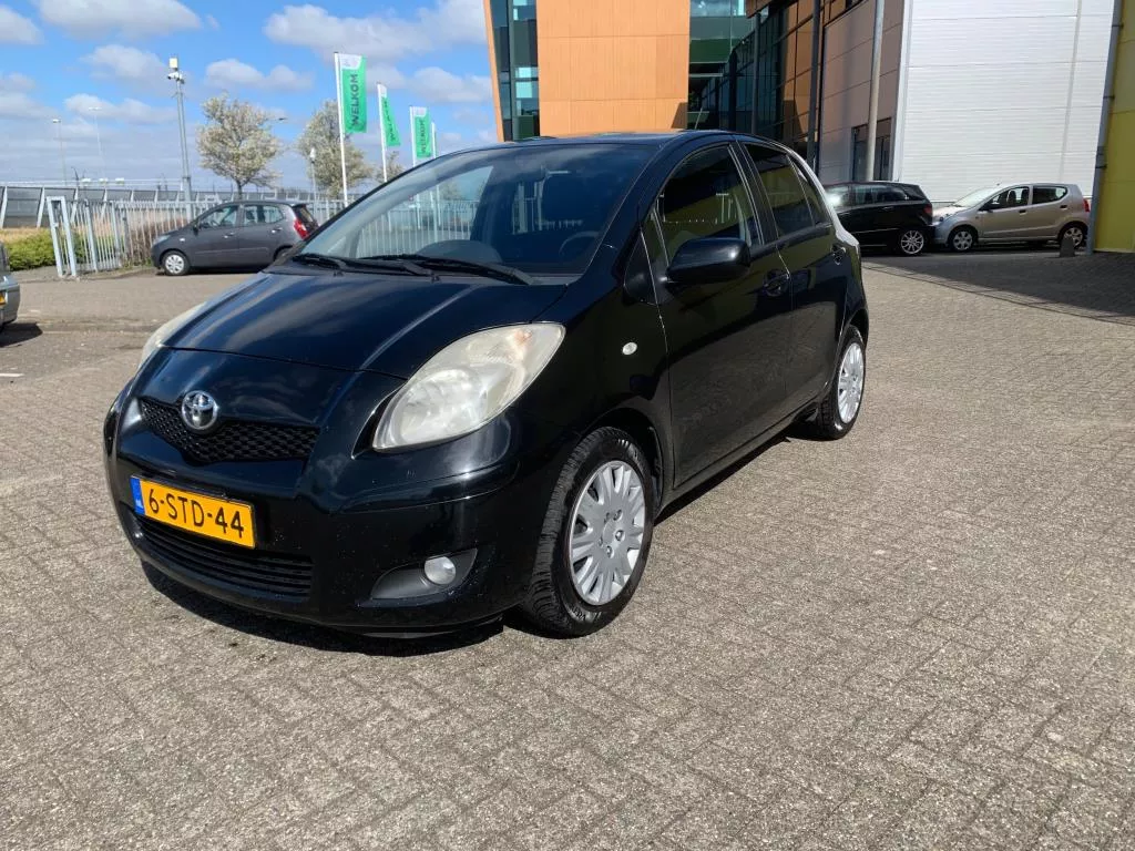 Toyota Yaris 1.3 VVTi Comfort Zwart 2009 Airco 5-drs