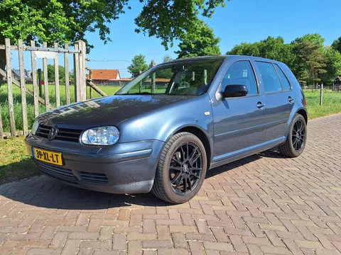 Volkswagen Golf 2.3 V5 Highline