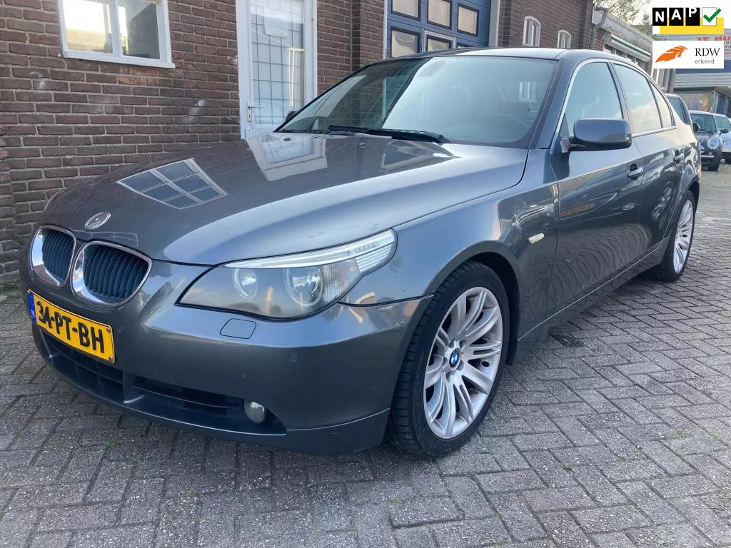 BMW 5-serie 525i Executive Bj 2004 APK TOT 05-2026 ,Leer, Navi, Youngtimer