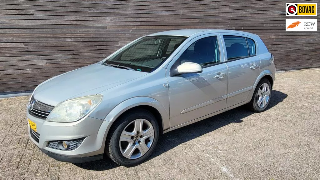 Opel Astra 1.6 Temptation