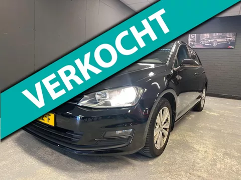 Volkswagen Golf 1.6 TDI BlueMotion DSG NAP NL auto 1de eigenaar dealer onderhouden.