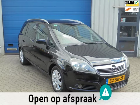 Opel Zafira 2.2 Cosmo AUTOMAAT 7 PERSOONS