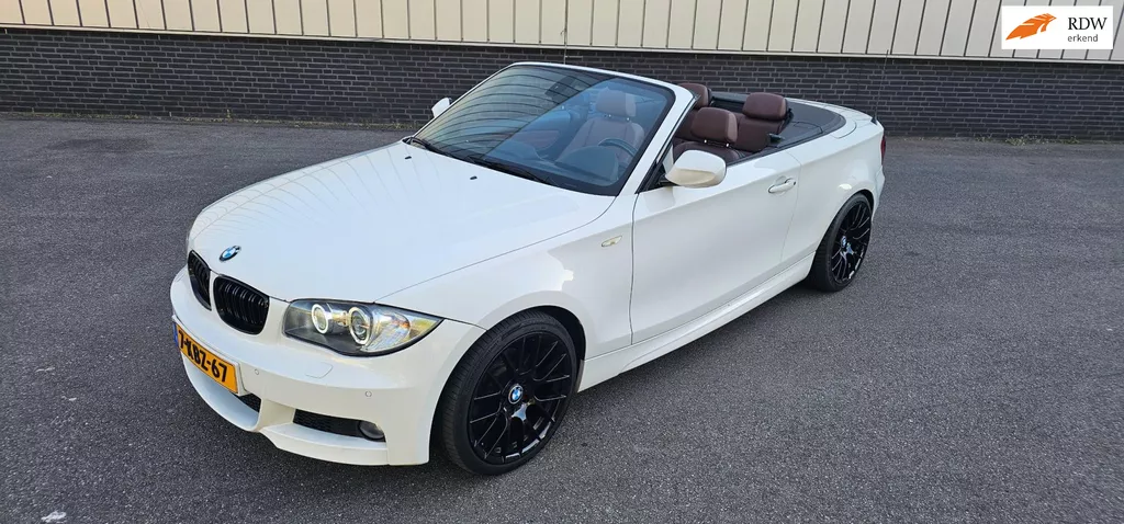 BMW 1-serie Cabrio 118i High Executive m pakket navi sportst xenon