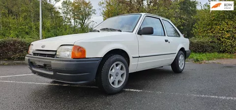 Ford ESCORT 1.6 Sport automaat